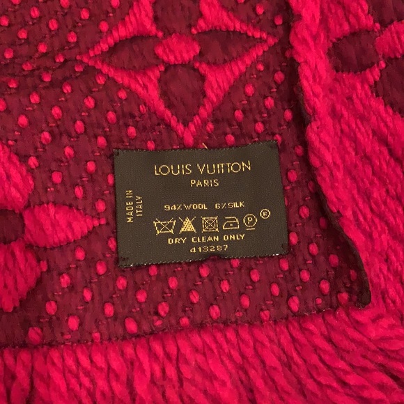 Louis Vuitton Logomania Knit Red Scarf - Picture 3 of 4